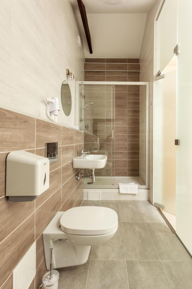 Old Town Trio - Housity