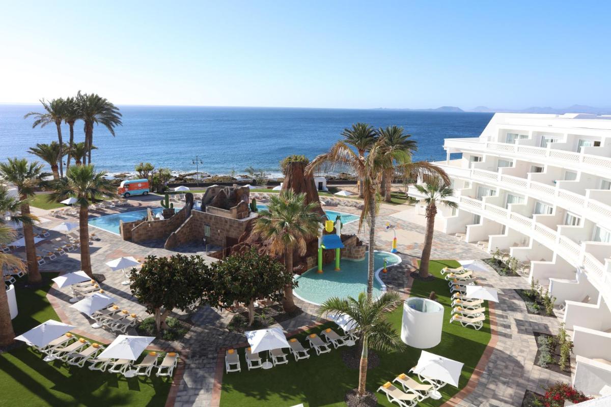 Piscina en o cerca de Iberostar Selection Lanzarote Park