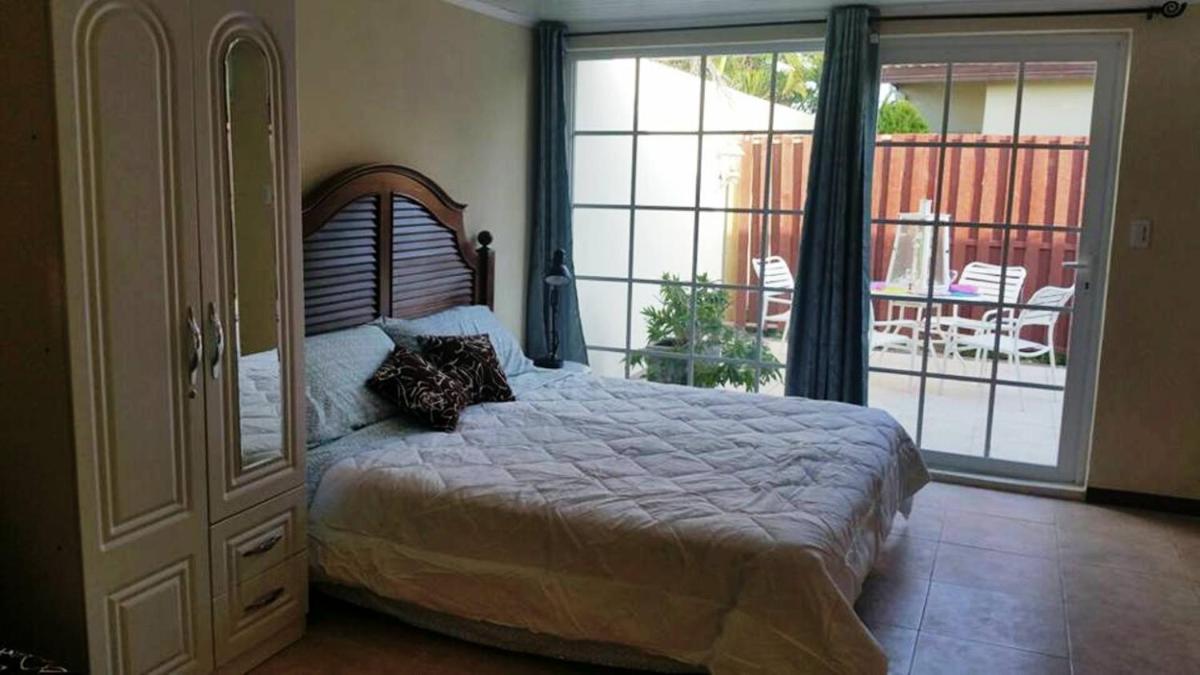 Sandpiper Beach Apartments - Housity