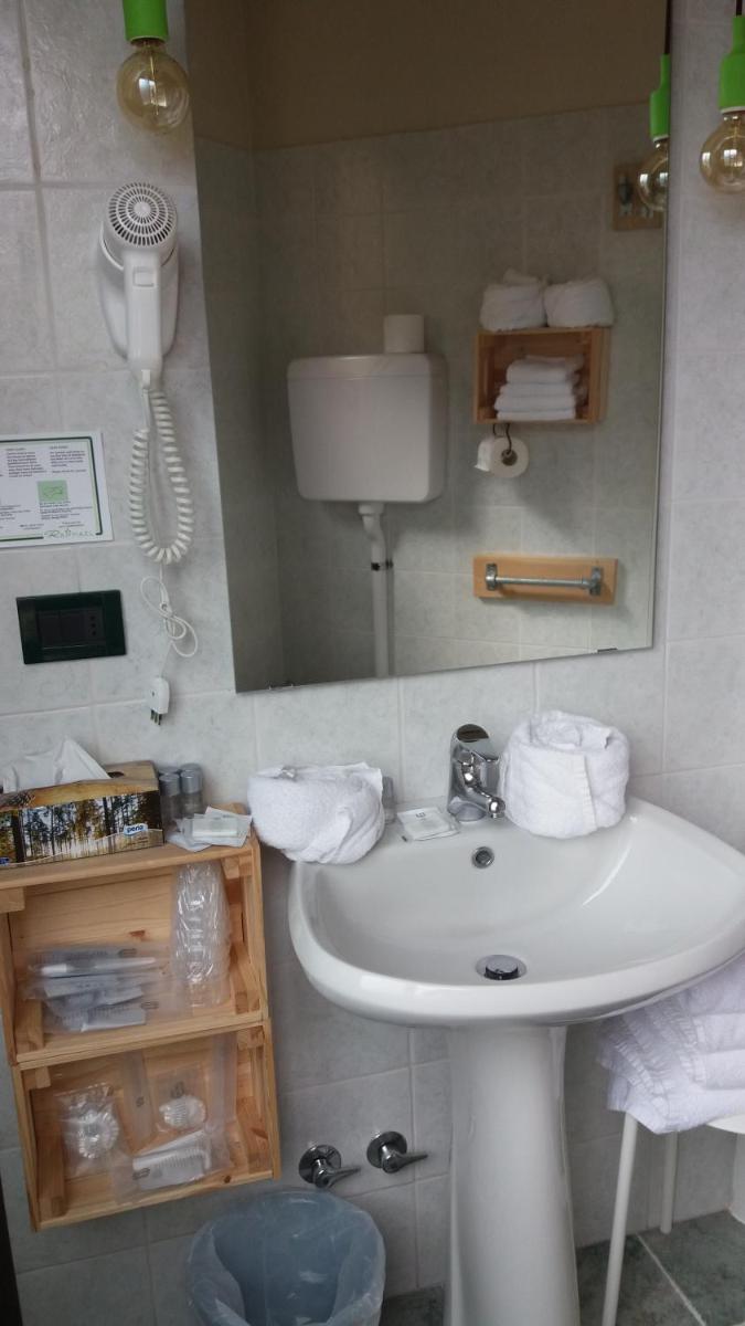 Hotel Raphael - Housity