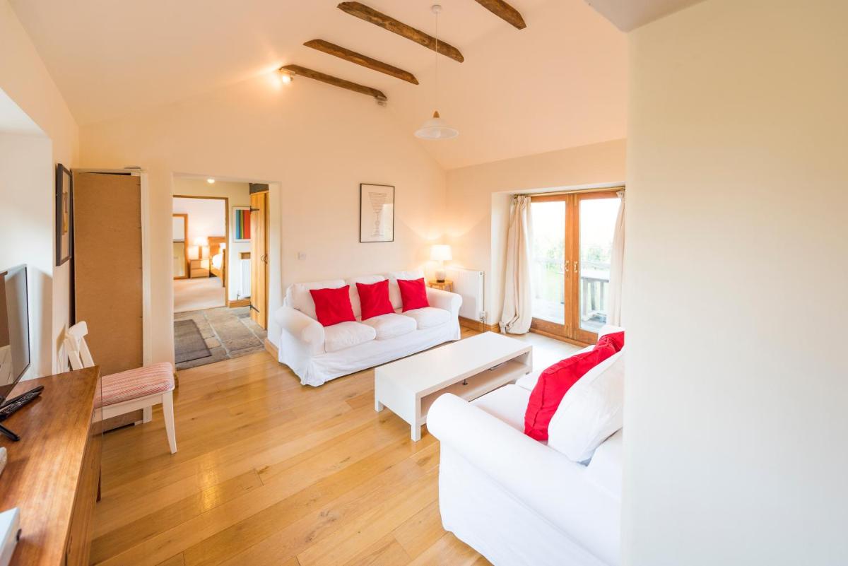 Whitley Coach House - Housity