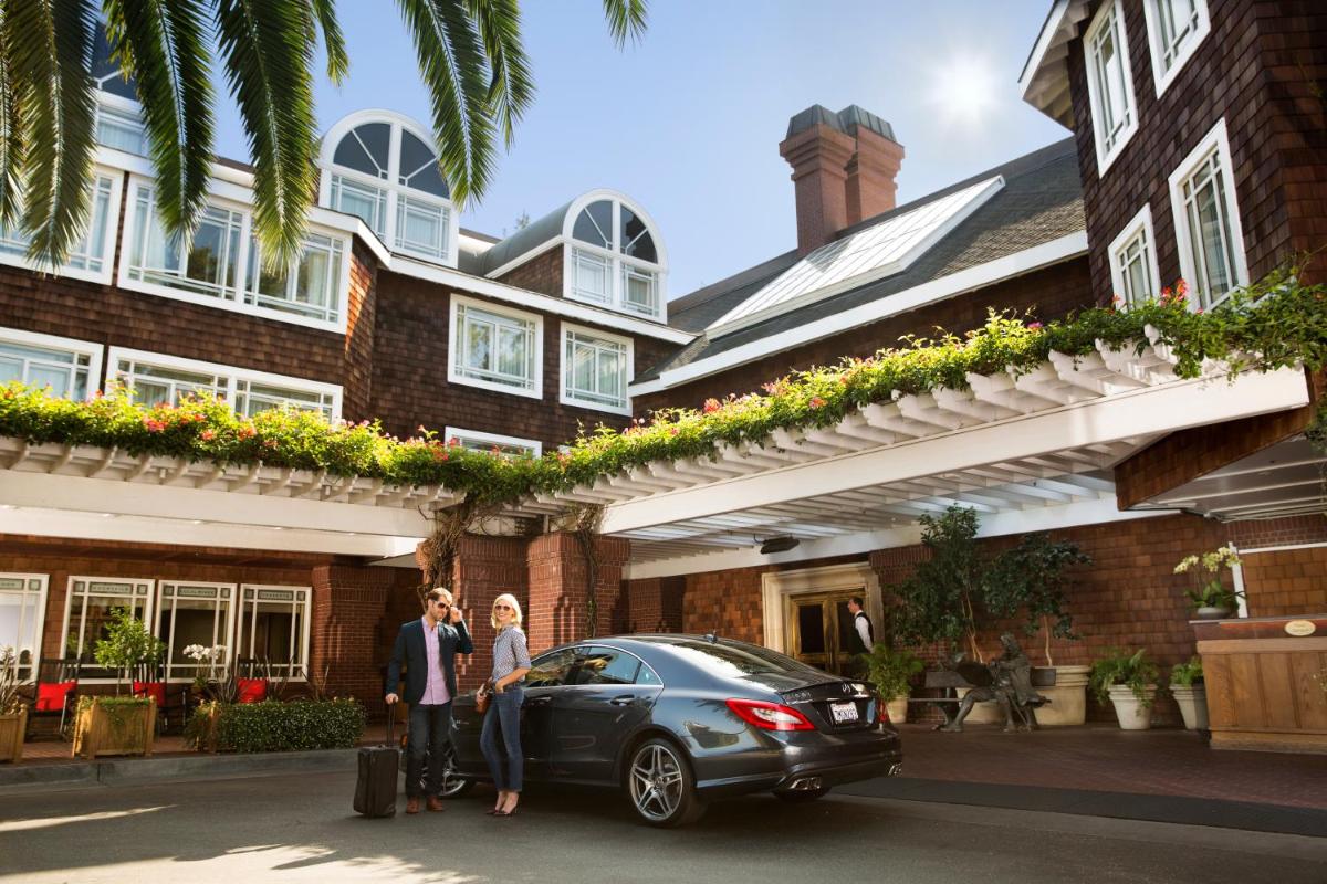 The Stanford Park Hotel - Housity