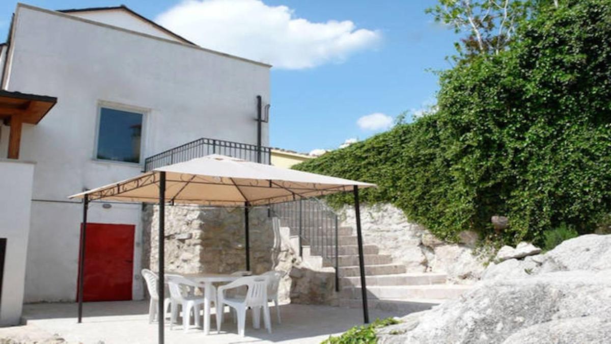 Casa Elvira Basilico - Housity