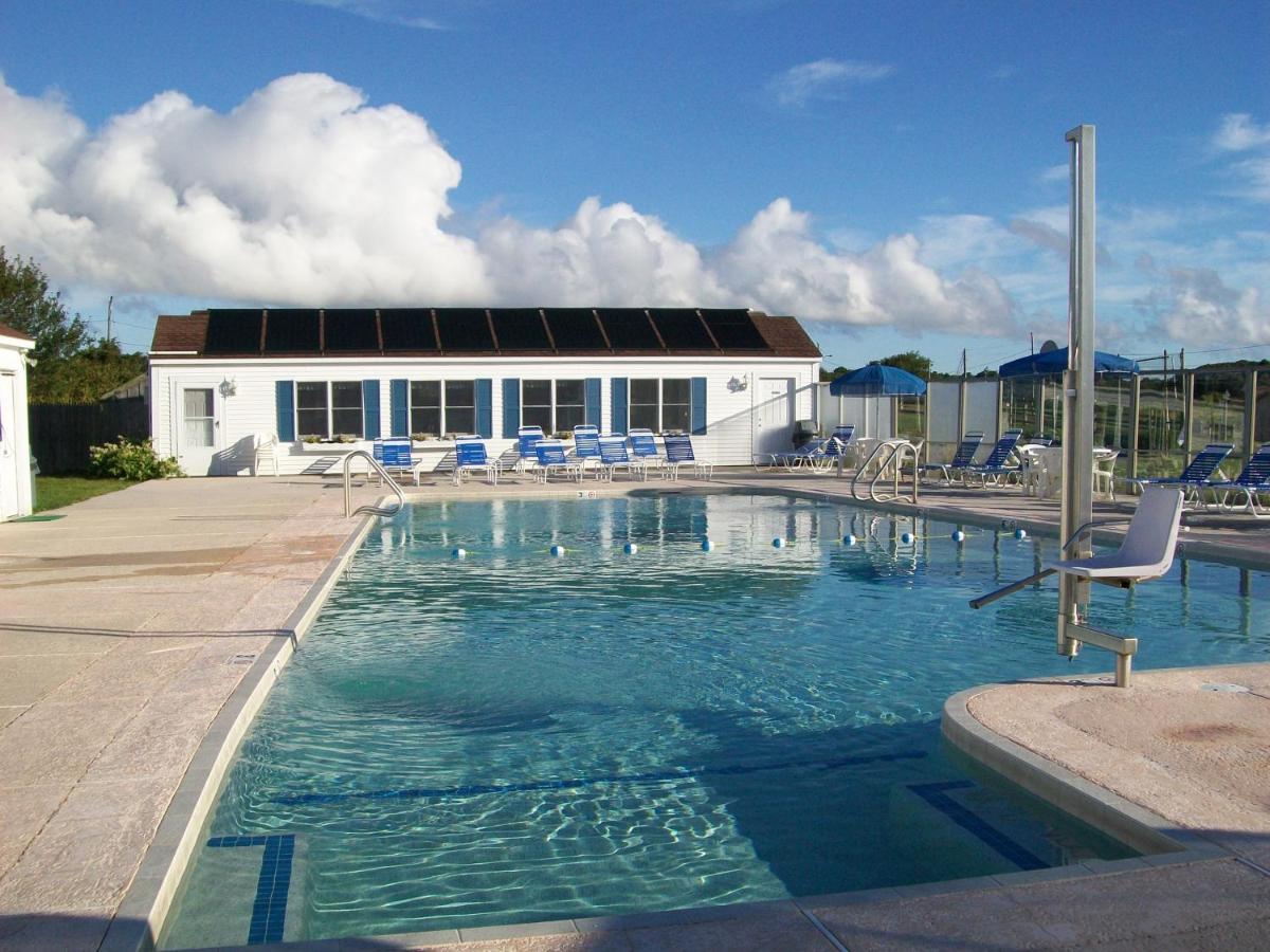 Lighthouse Inn Cape Cod - Housity