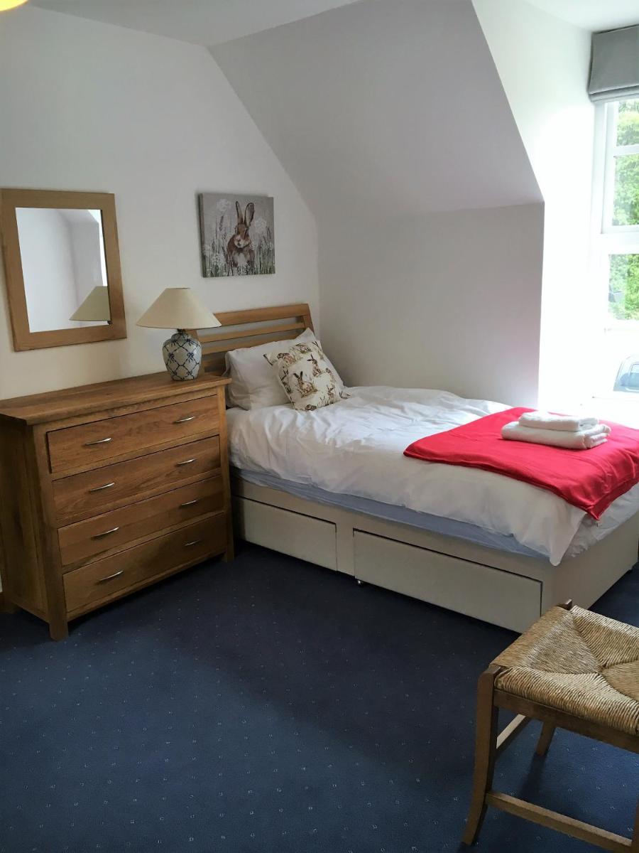 Dunnottar Woods Cottage - Housity