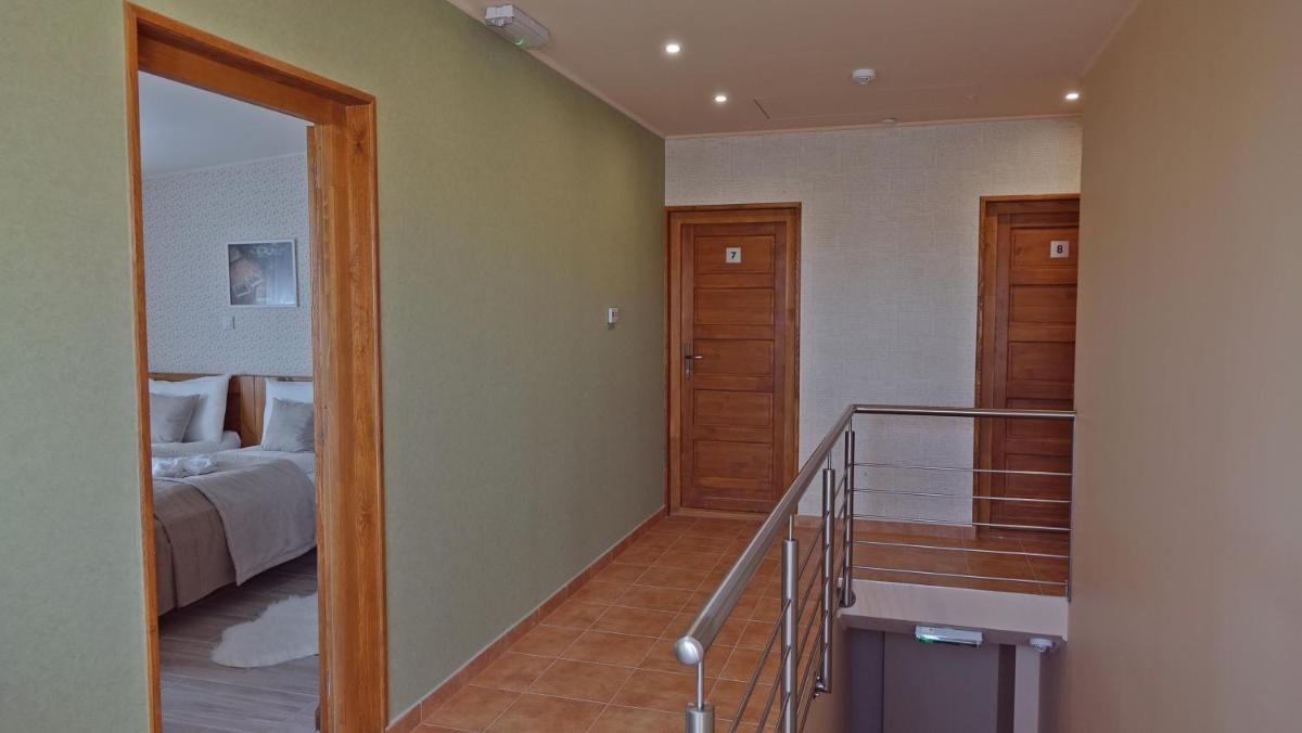 Alice Panzió Gold - Housity