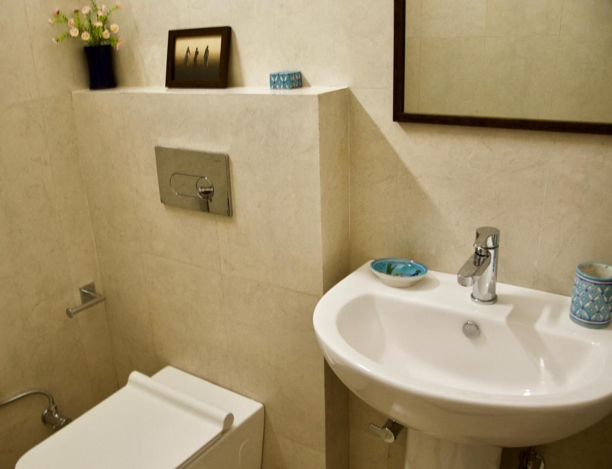 Pathik Niwas - Housity