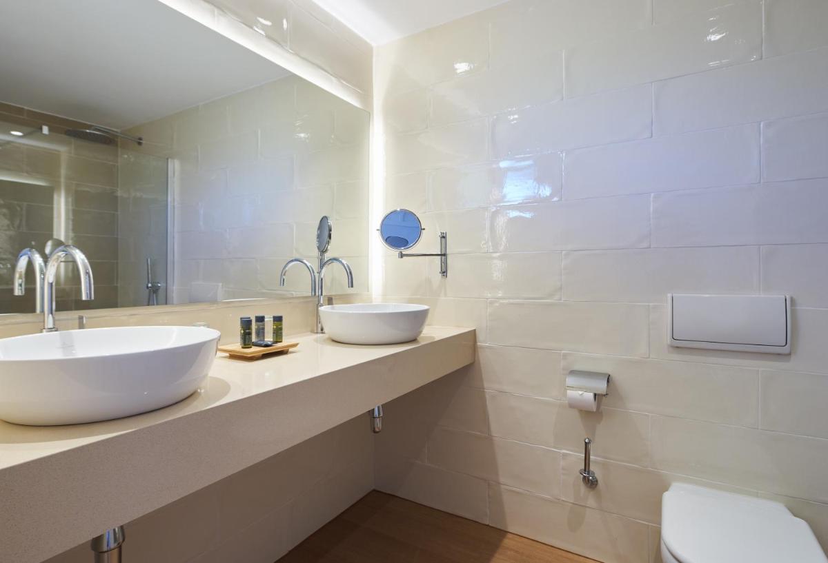 Un baño de Club del Sol Aparthotel