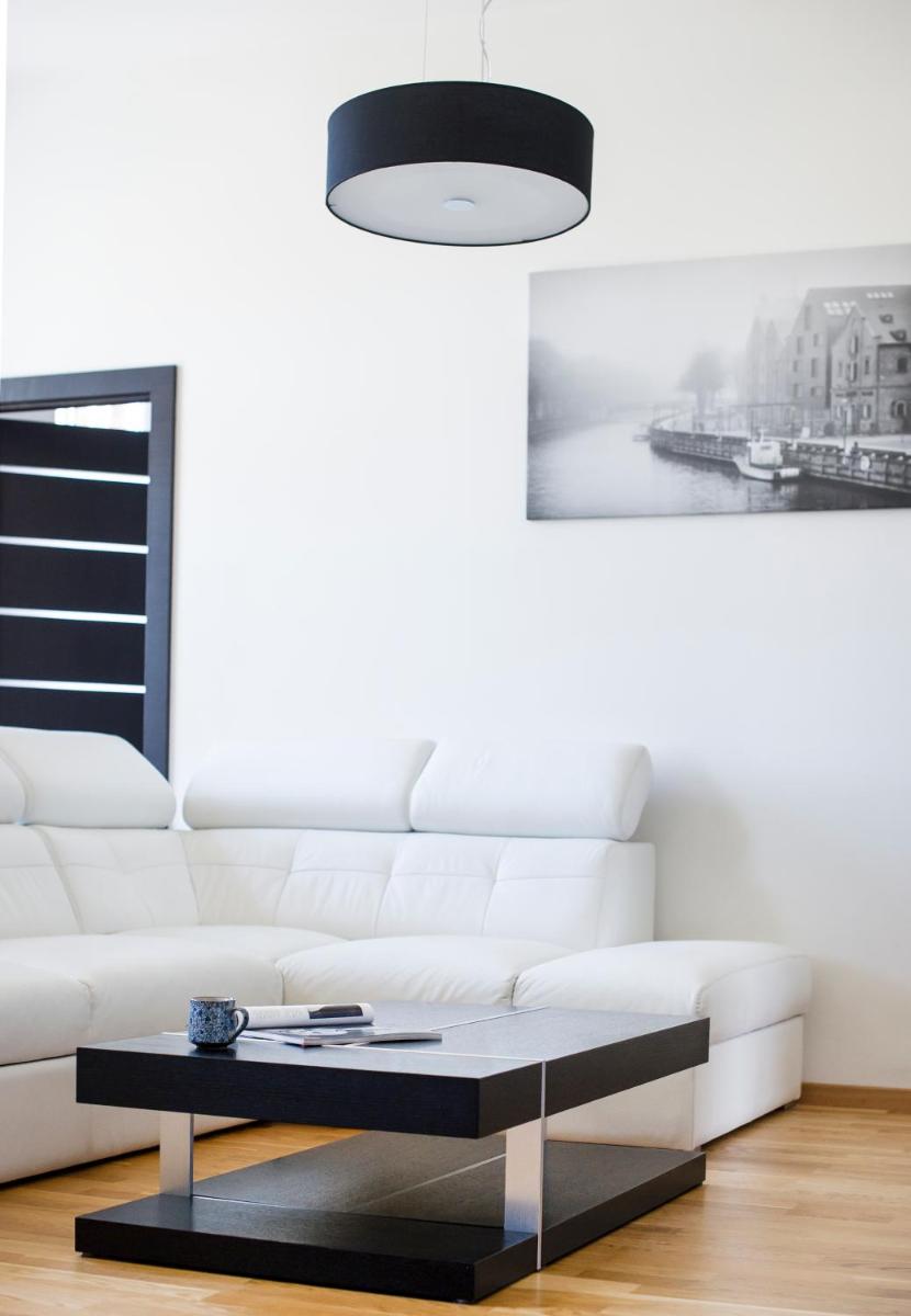 Red Brick Apartments - Housity