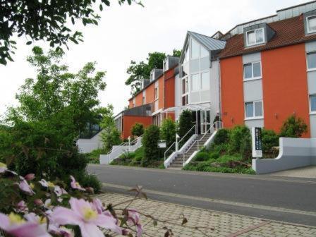 Main Hotel Eckert 3-Sterne Superior - Housity