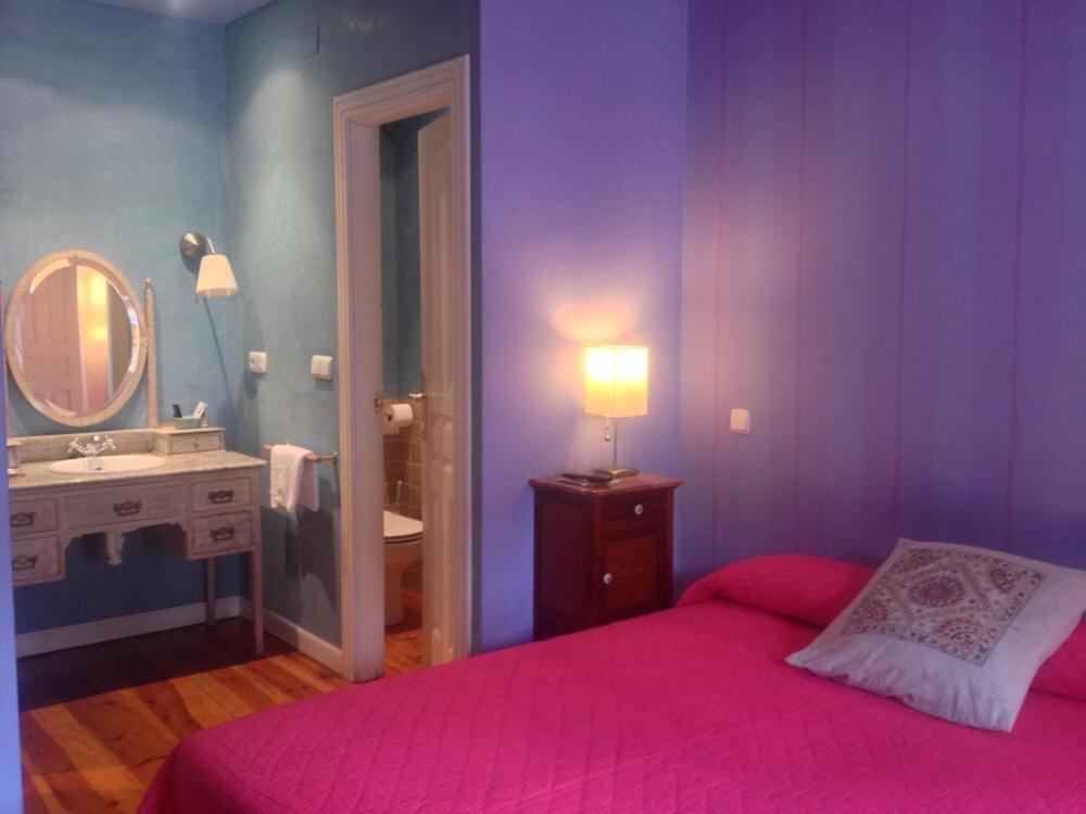 Camino Condal - Housity