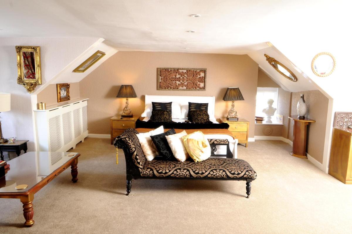 The Globe Inn - Housity