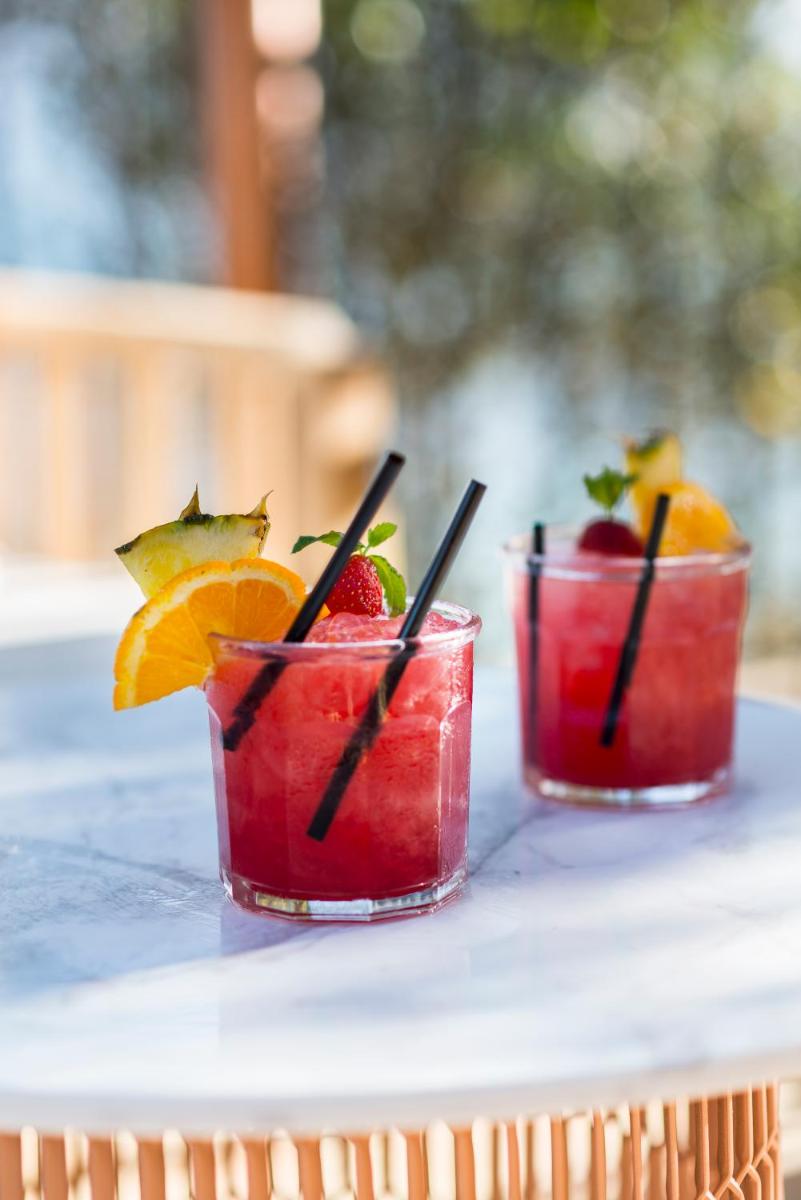 Boissons dans l'établissement Hôtel Le Bailli De Suffren