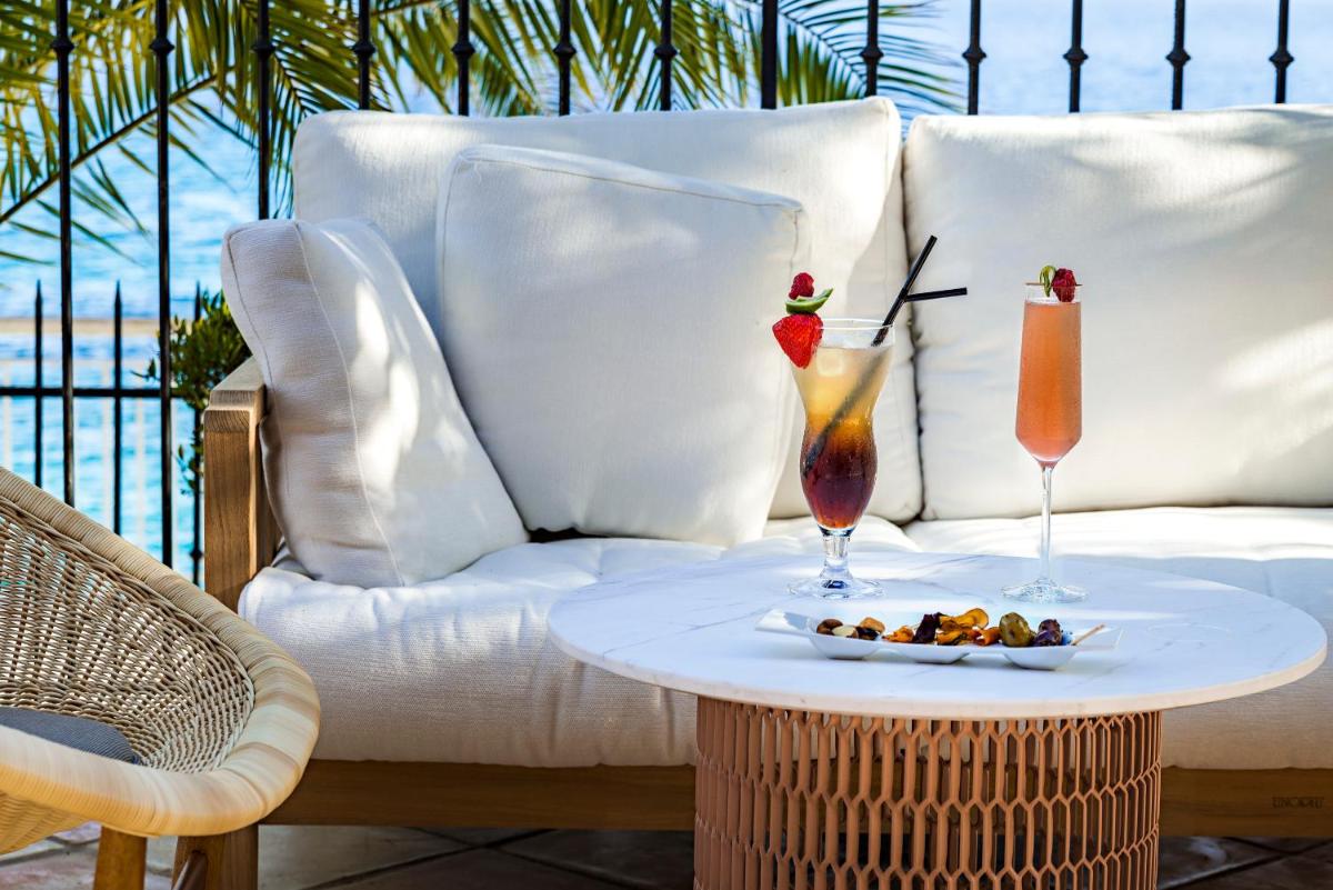 Boissons dans l'établissement Hôtel Le Bailli De Suffren