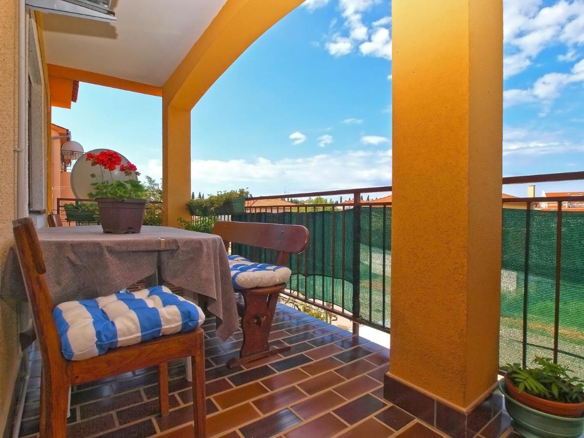 Apartment Snezana 1200 - Housity