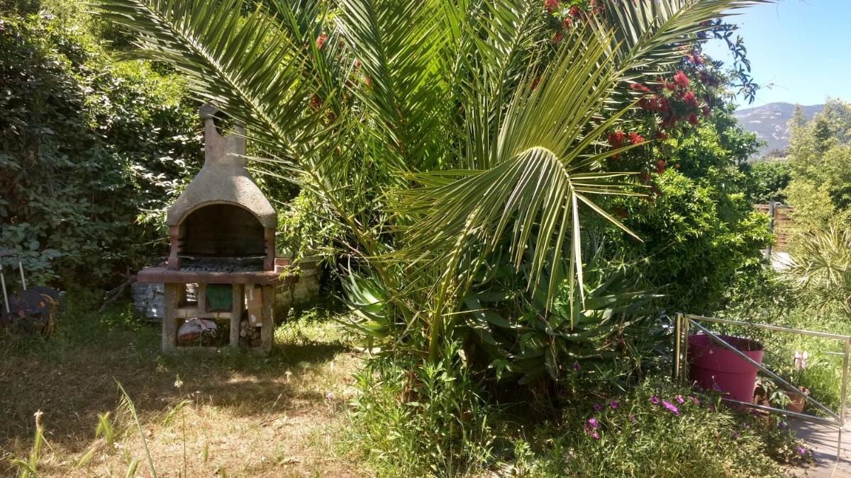 Gite Chiosu Cumunu avec location de véhicule - Housity