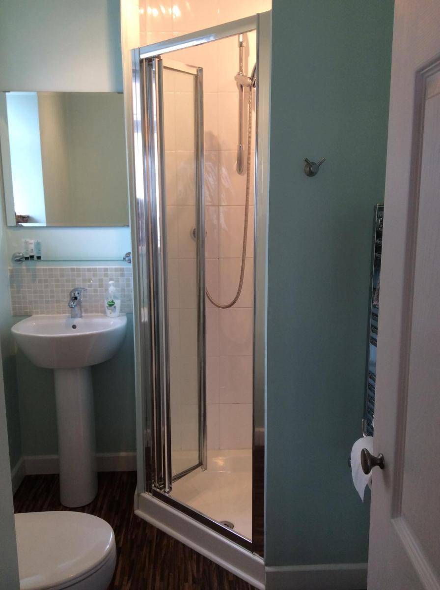 Fernlea Guest house - Housity