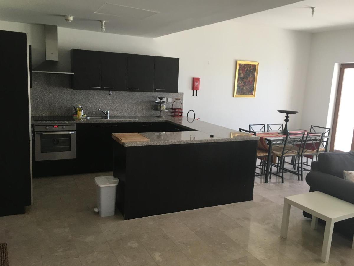 Suitetrails - Apartment in Jebel Sifah