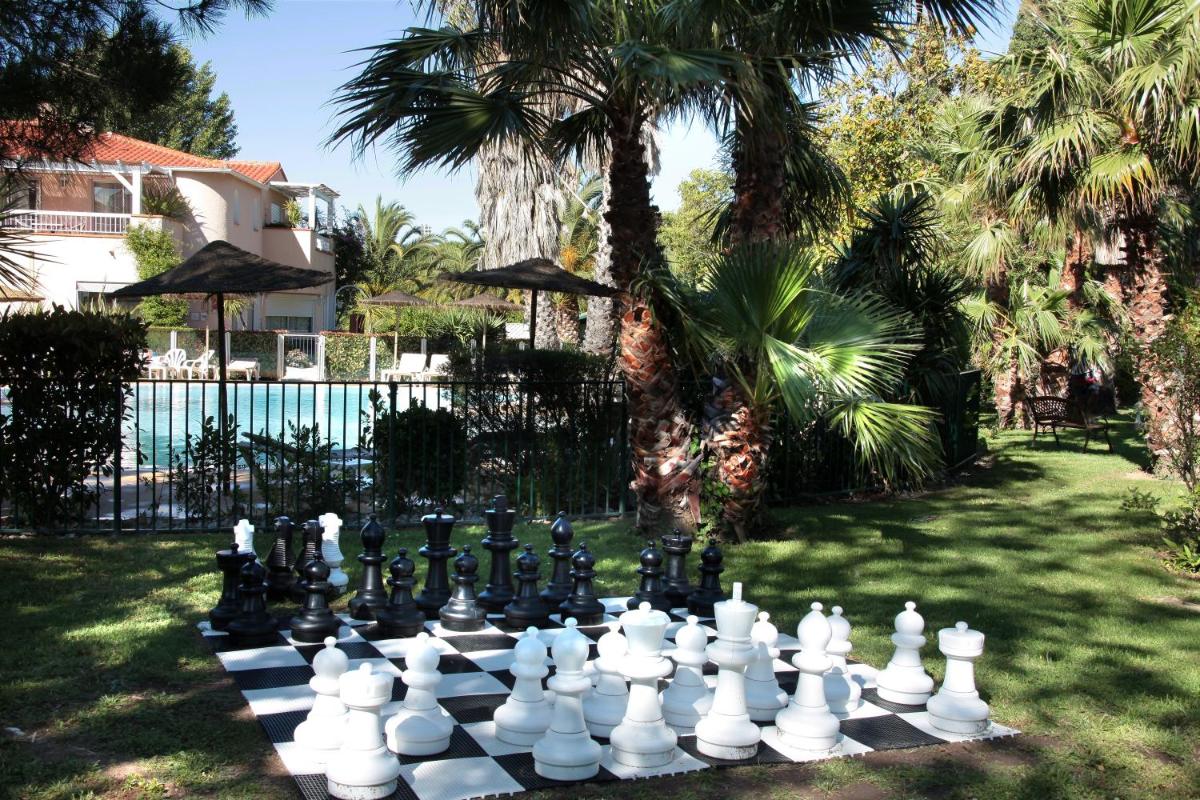 Jardin de l'établissement Le Cottage - Hotel & Spa