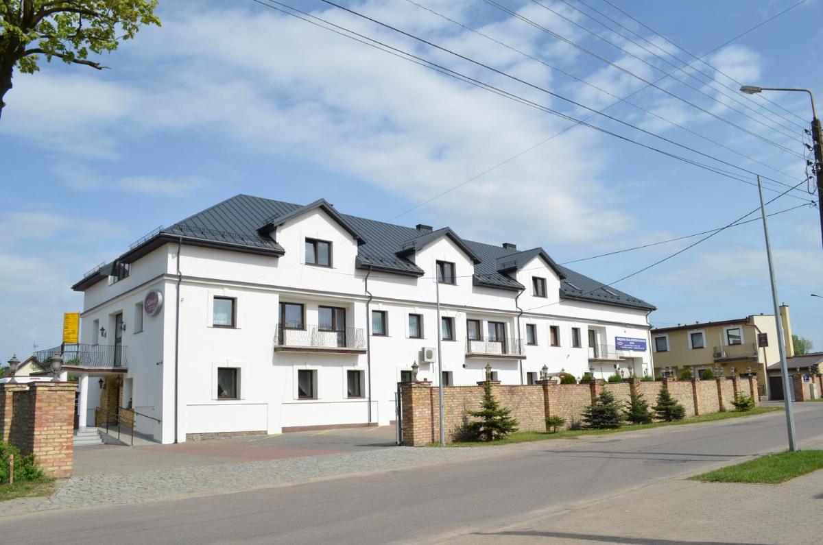 Sala Bankietowa i Pokoje Gościnne - Housity
