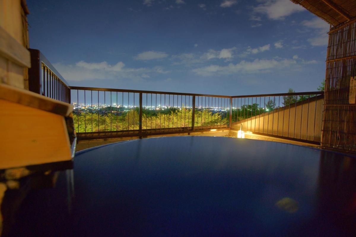 Hotel Kaminoyu Onsen - Housity