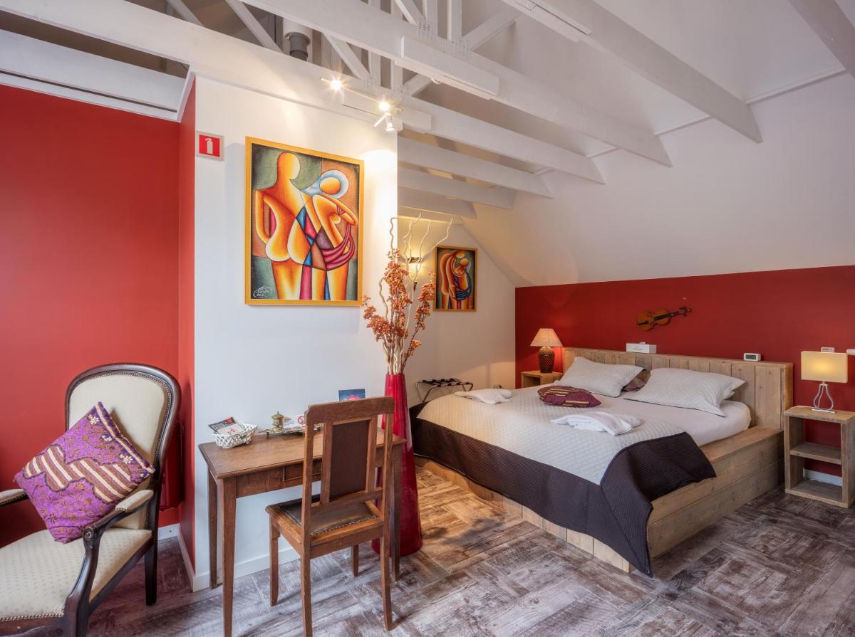 B&B AntiQua & Qook - Housity