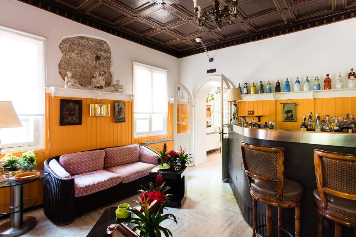 Residenza d'Epoca Albergo Quattro Fontane - Housity