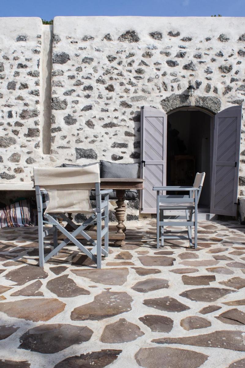 Kafka Stone House - Housity