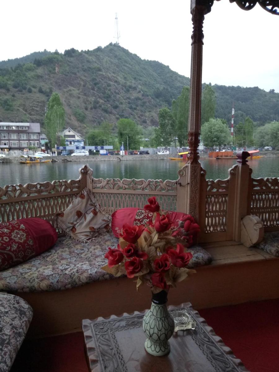 House Boat New Pala Palace - Housity