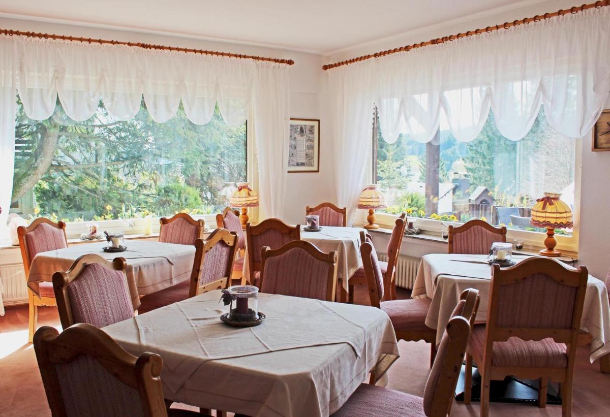 Hotel Adlerschanze - Housity
