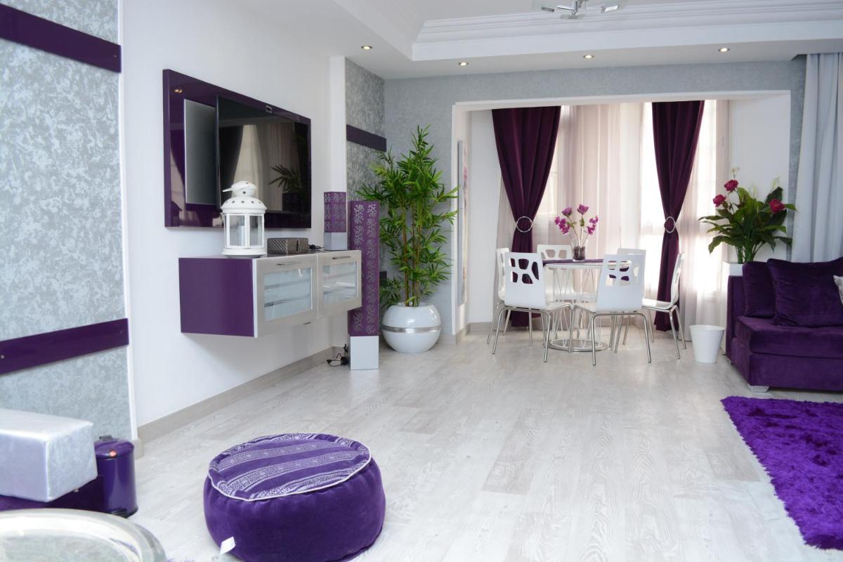 Luxury Nile Maadi Cairo Apartment - Housity