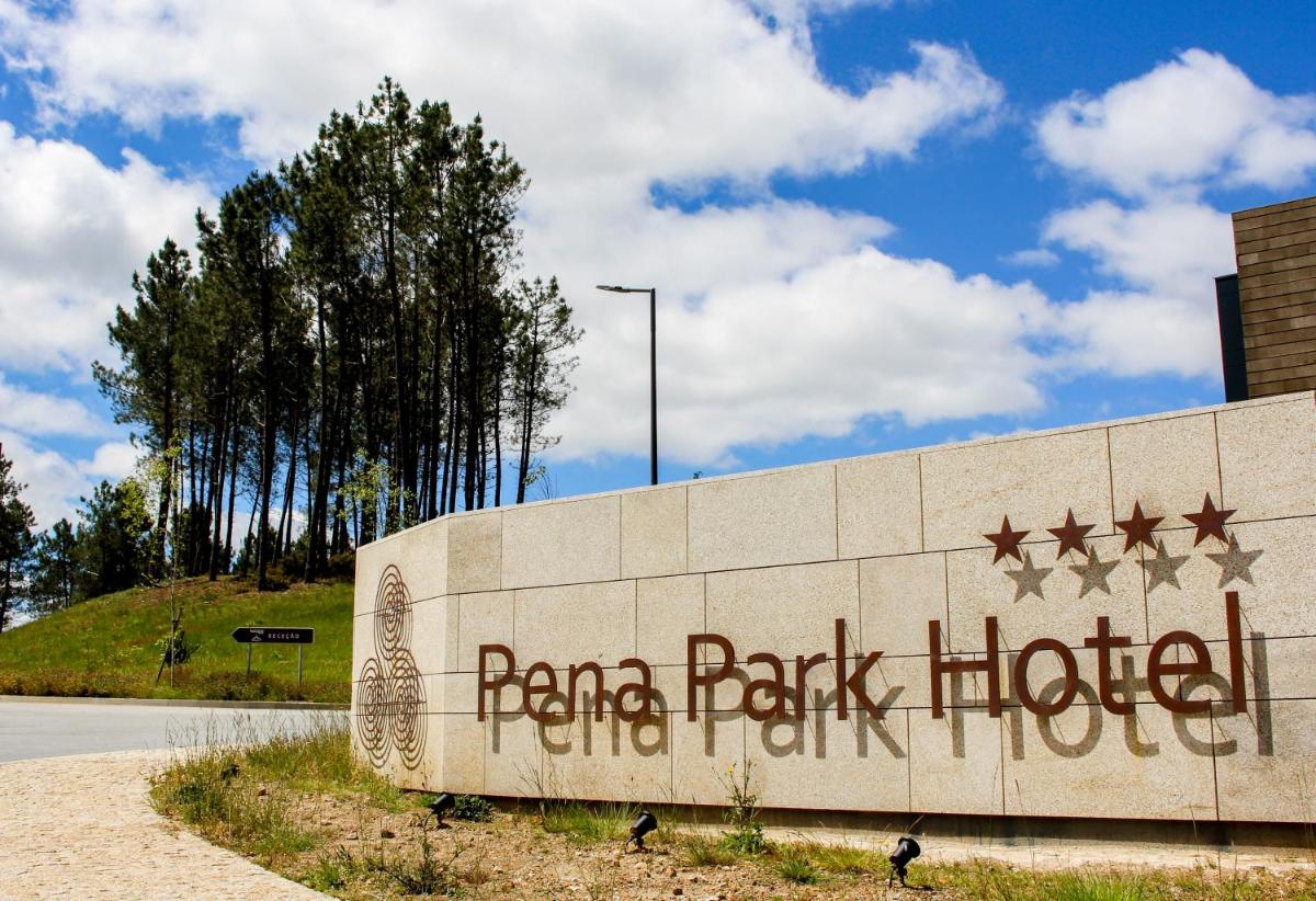 Um certificado, prémio, placa ou documento mostrado em Pena Park Hotel