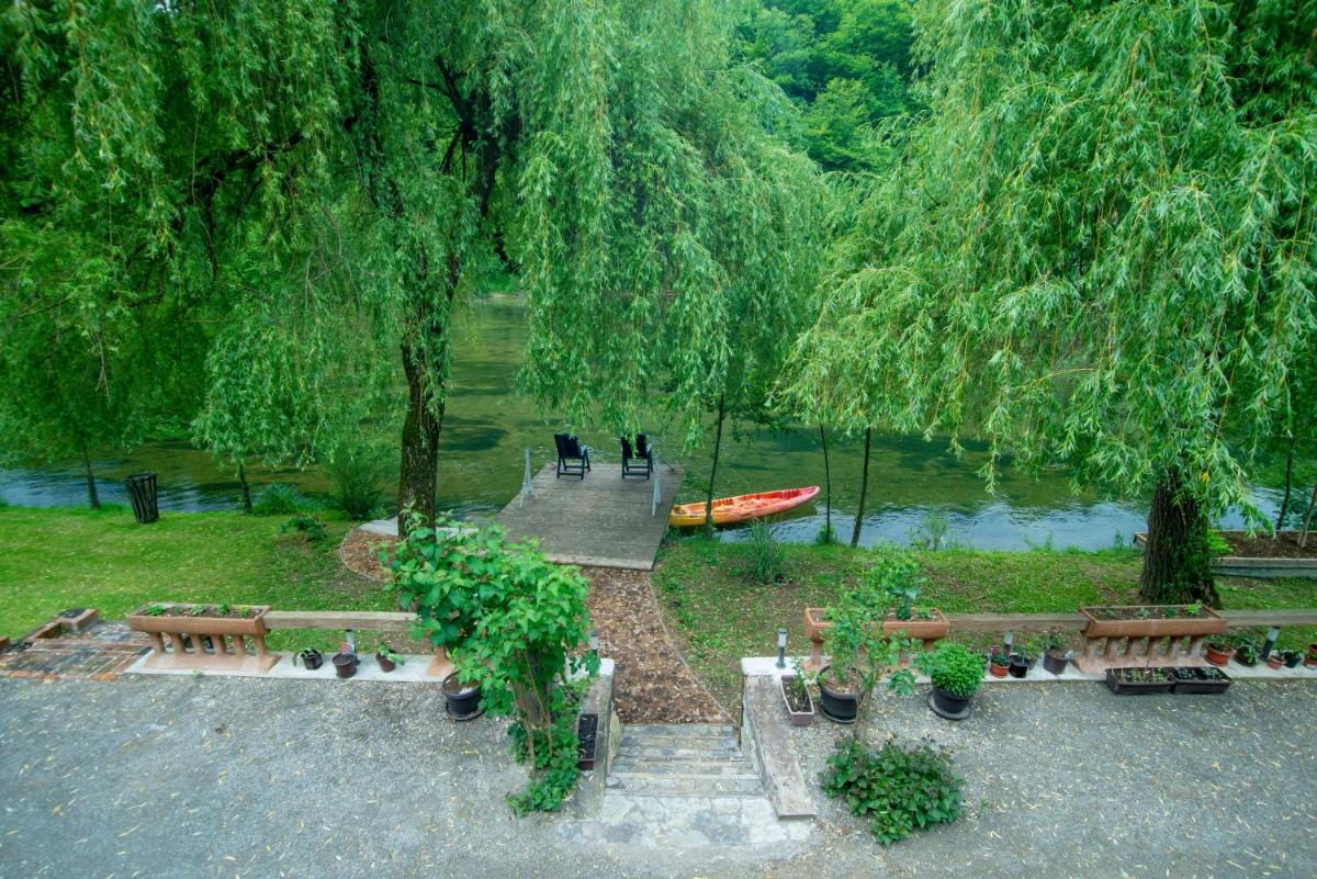 Moonriver Apartment - Housity