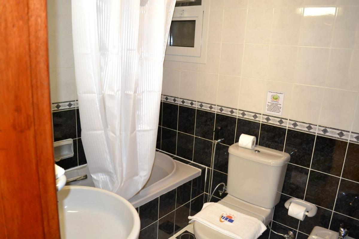 Abu Dhabi Plaza Hotel Apartments - Hizvo
