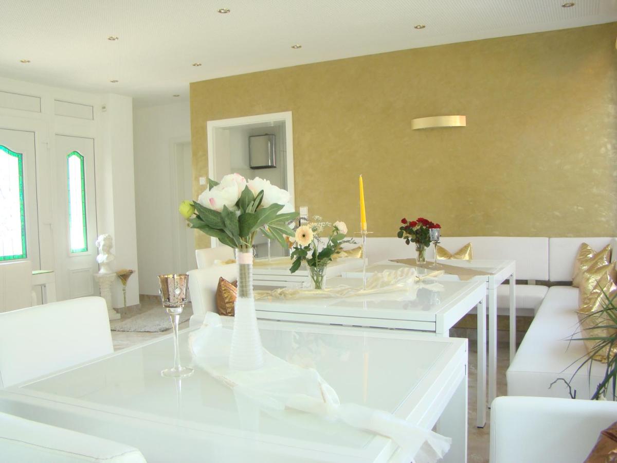 Bella Casa - Housity