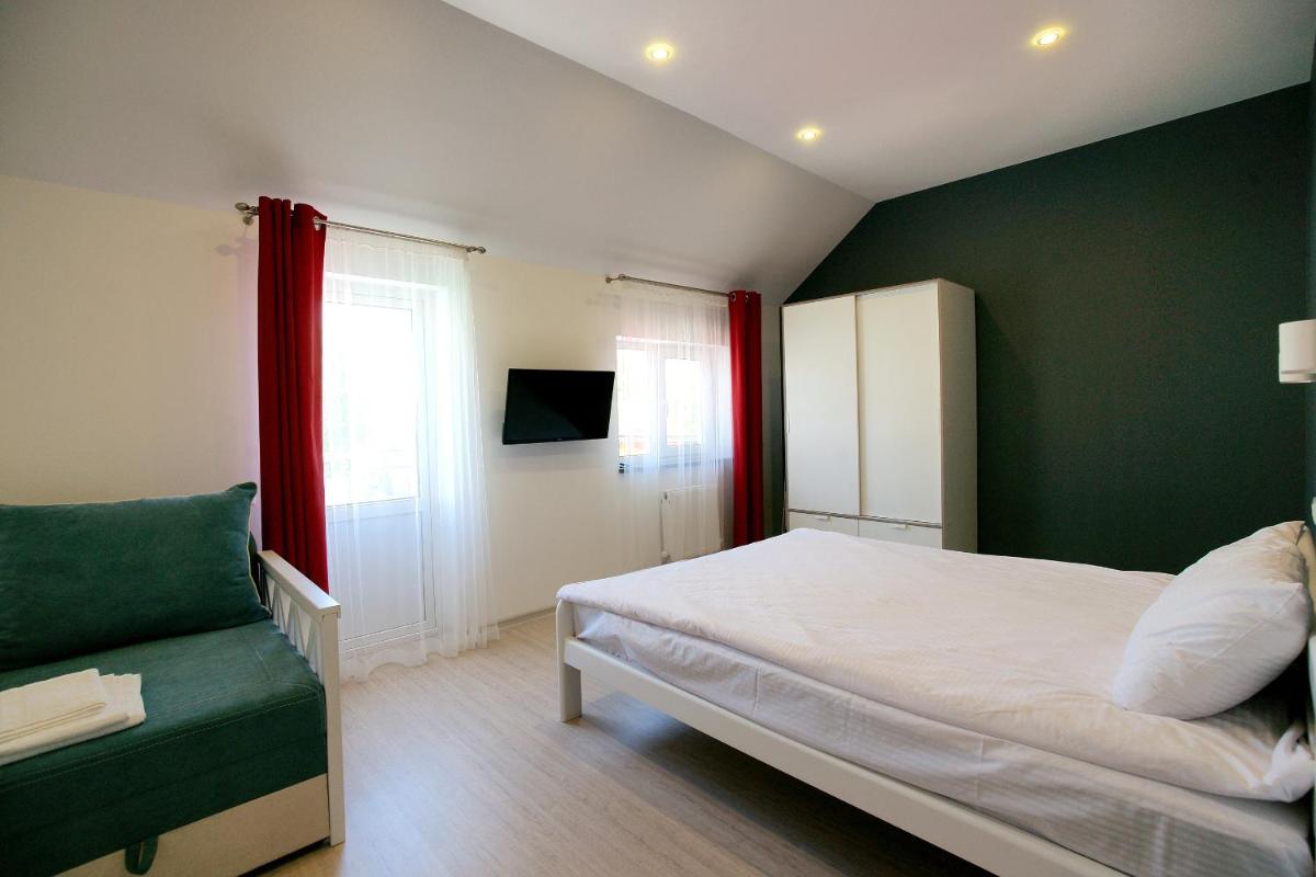 Apartment Zolotoy Bereg 5 - Housity