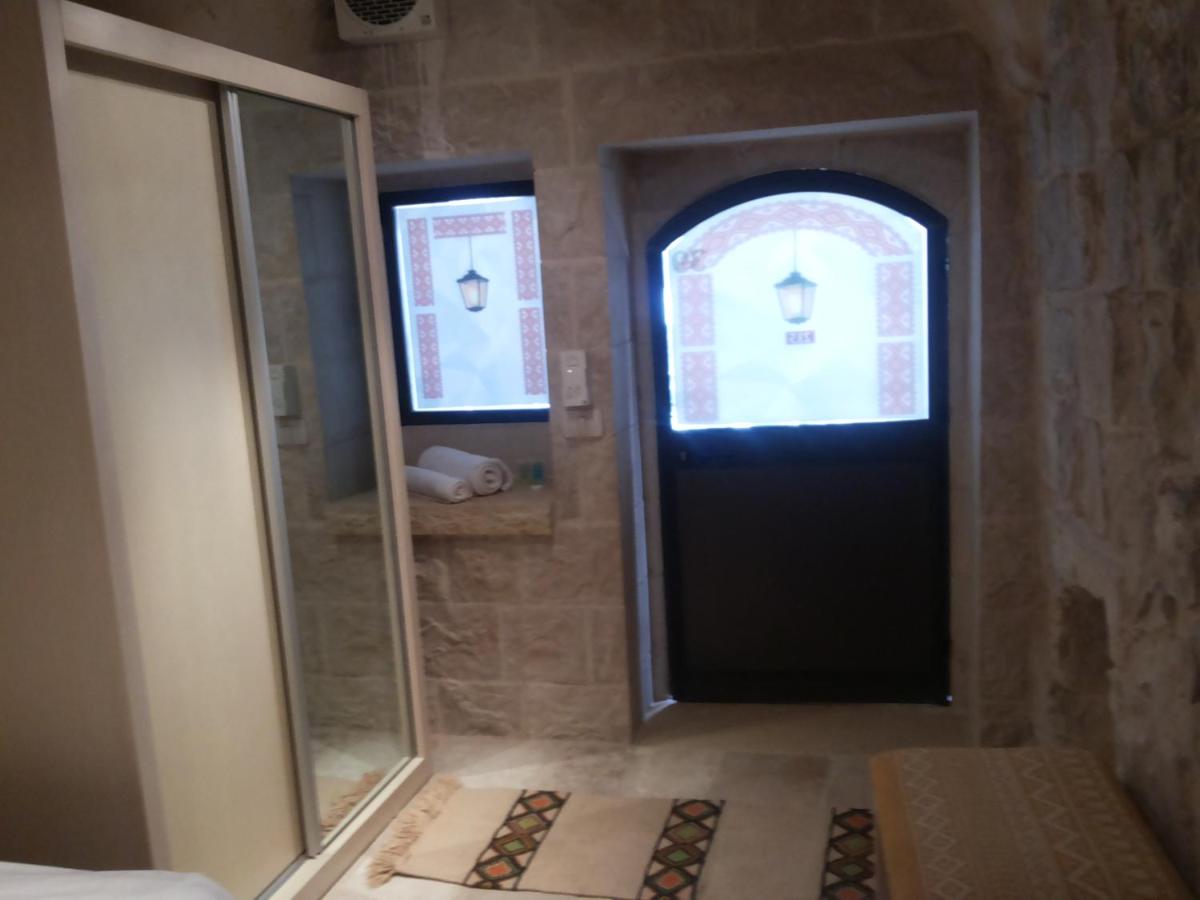 Khan Alwakala Hotel - Housity