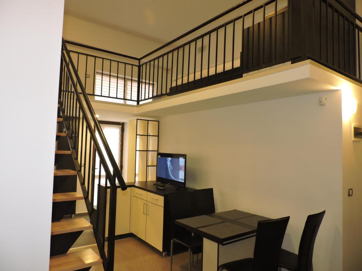 TwoFloor Plopilor - Housity