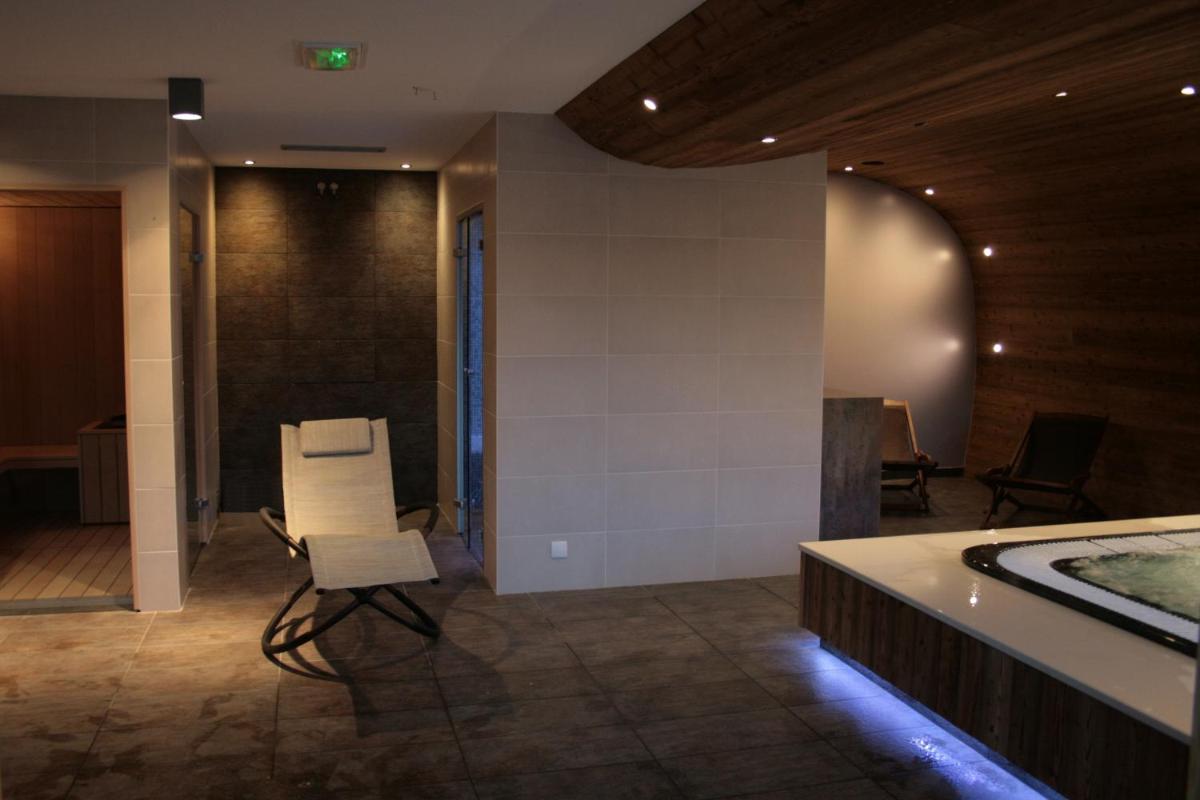 Photo de la galerie de l'établissement Logis Hotel & Spa Beau-Site, à Saint-Jean-de-Sixt