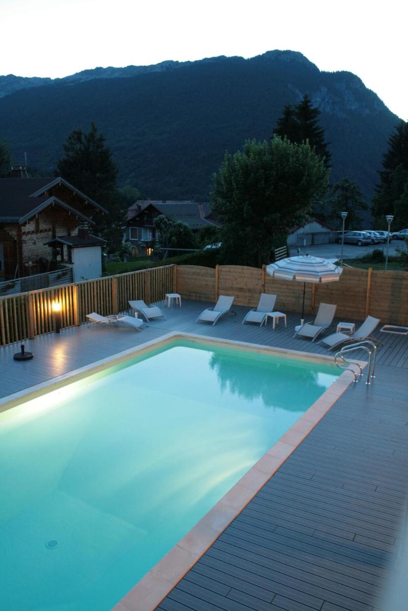 Vue générale sur la montagne ou vue sur la montagne depuis l'hôtel