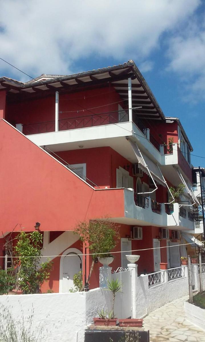 Suitetrails - Loula's Apartments