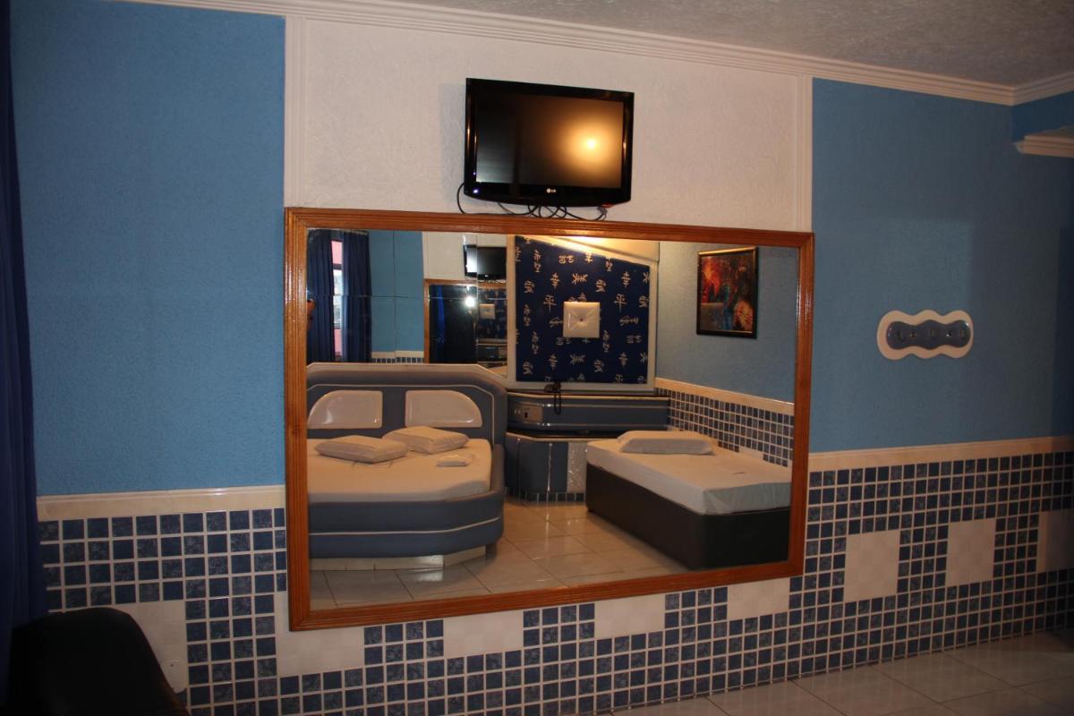 Shelton Hotel - Housity