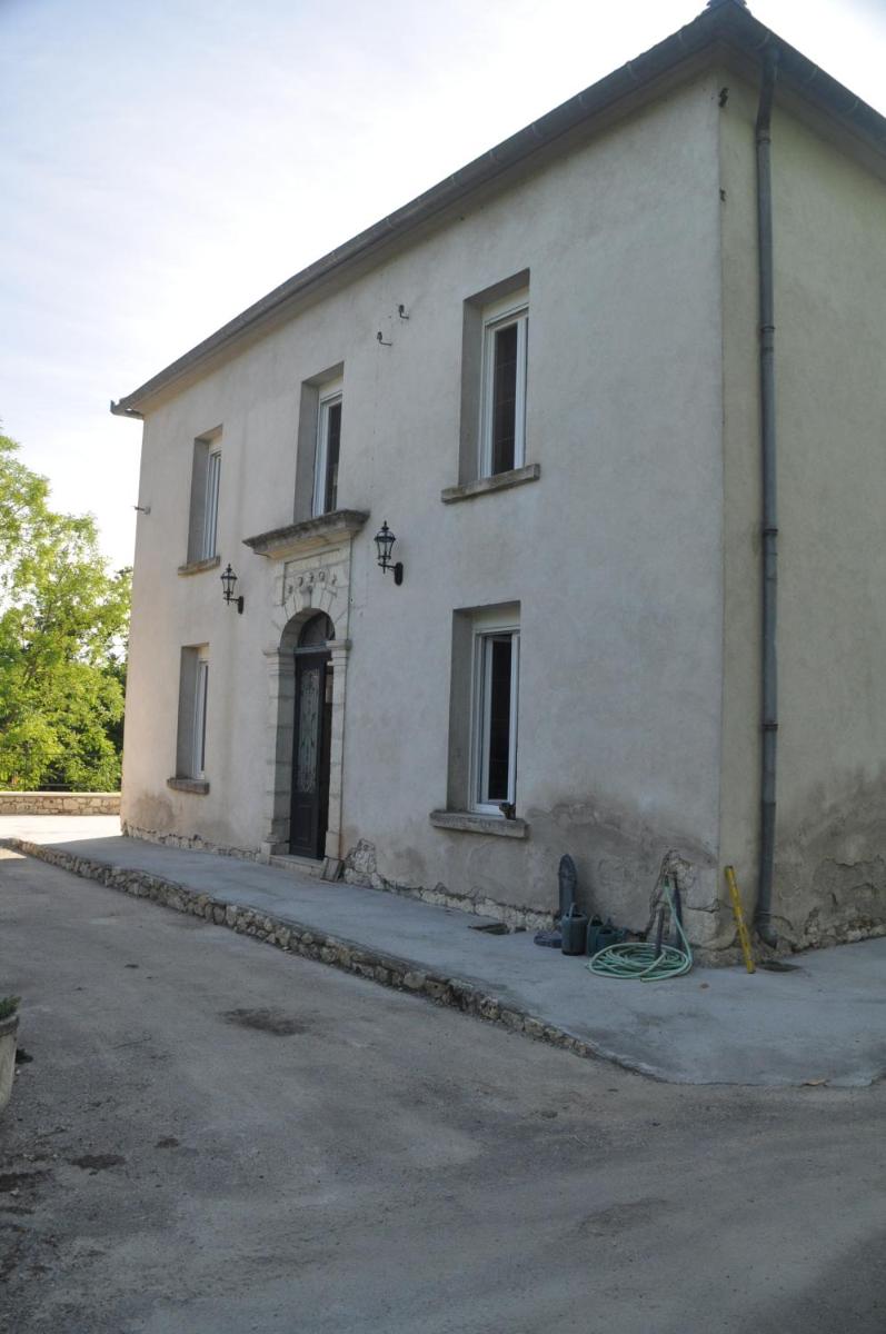 Loustalneou - Housity