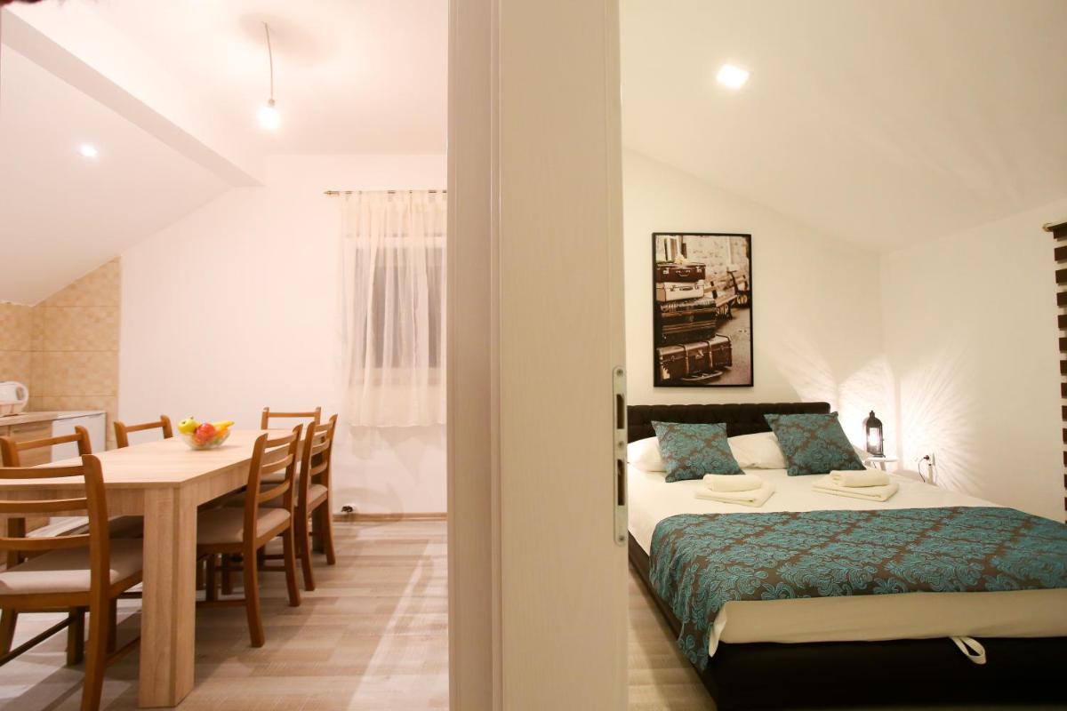 Central Located Guest House - Housity