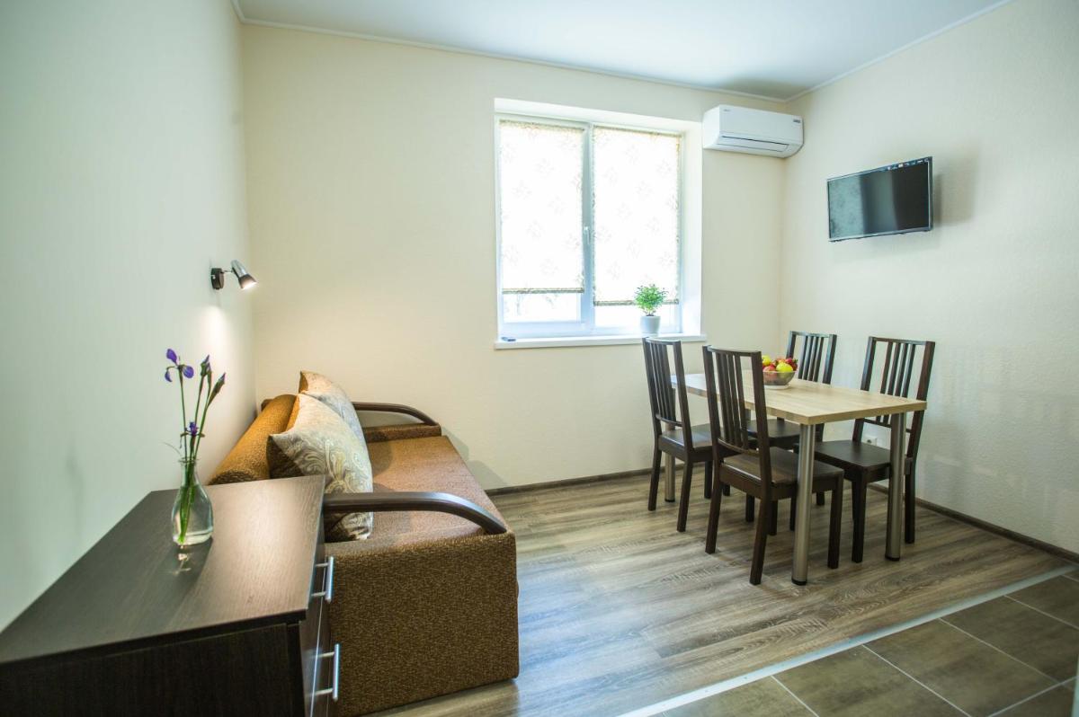 Suitetrails - Apartments on Leva st.