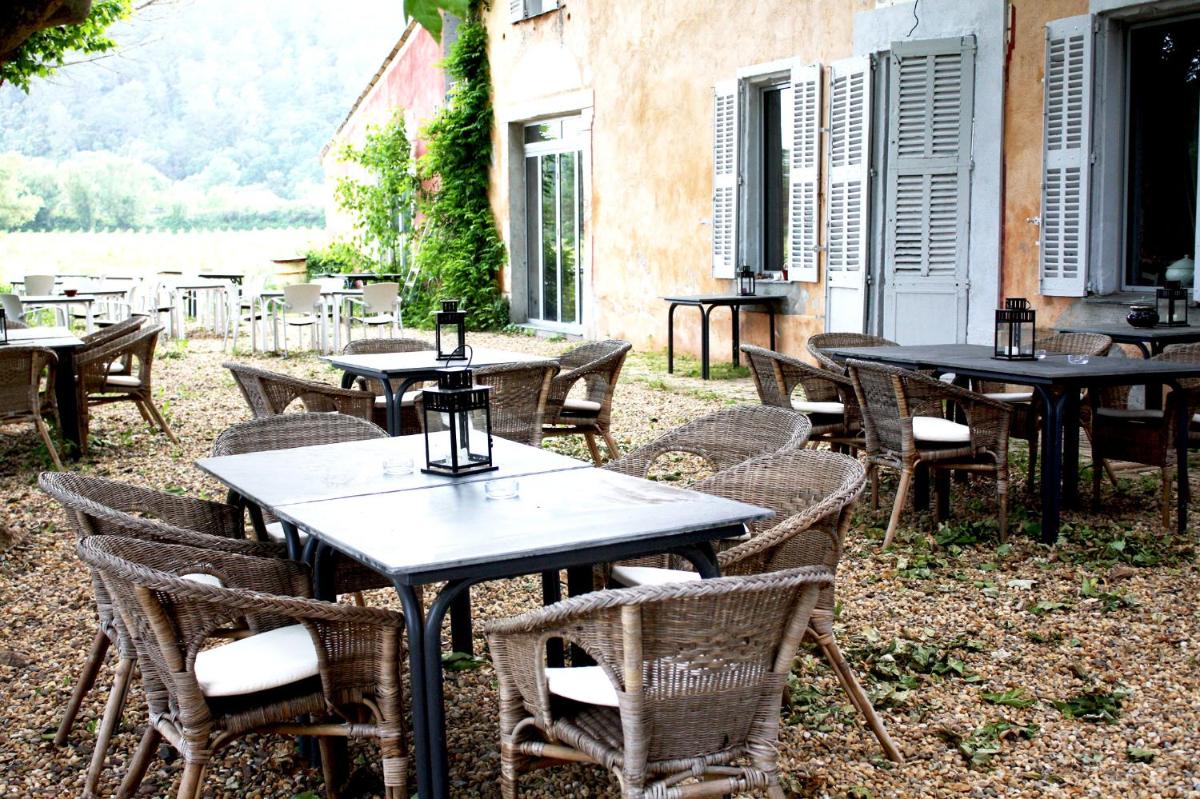Domaine Regis Freres - Housity