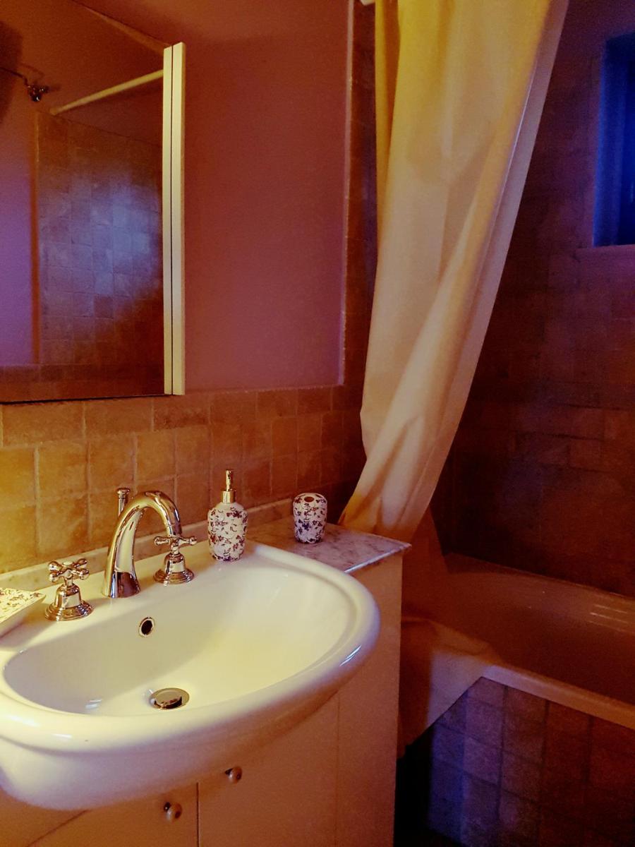 Acquasale - Housity