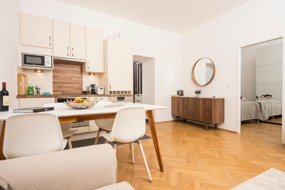 Chillout Lounge Satzberg - Housity