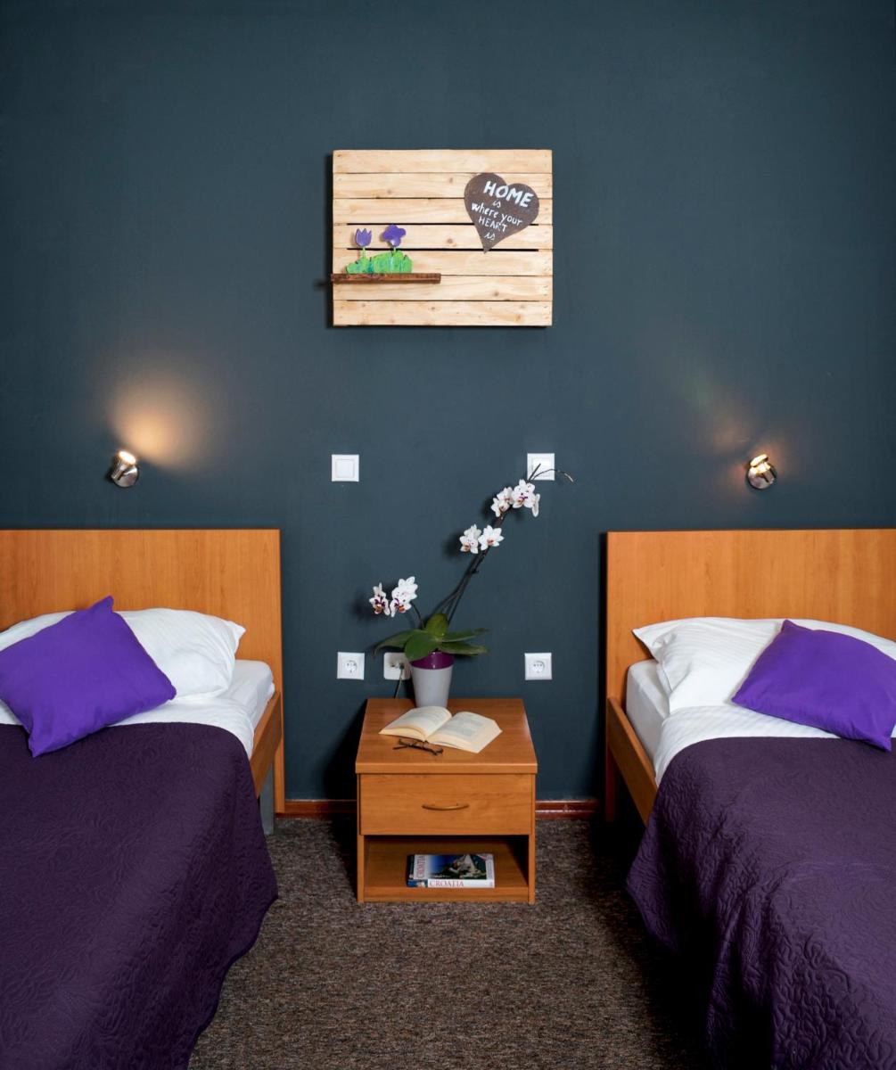 Hotel Fala - Housity