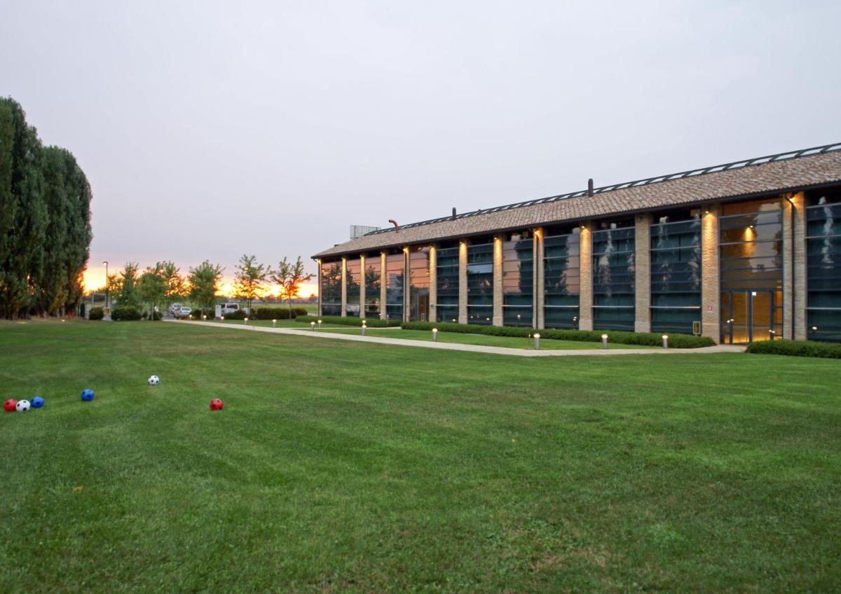 Suitetrails - Hotel City Parma